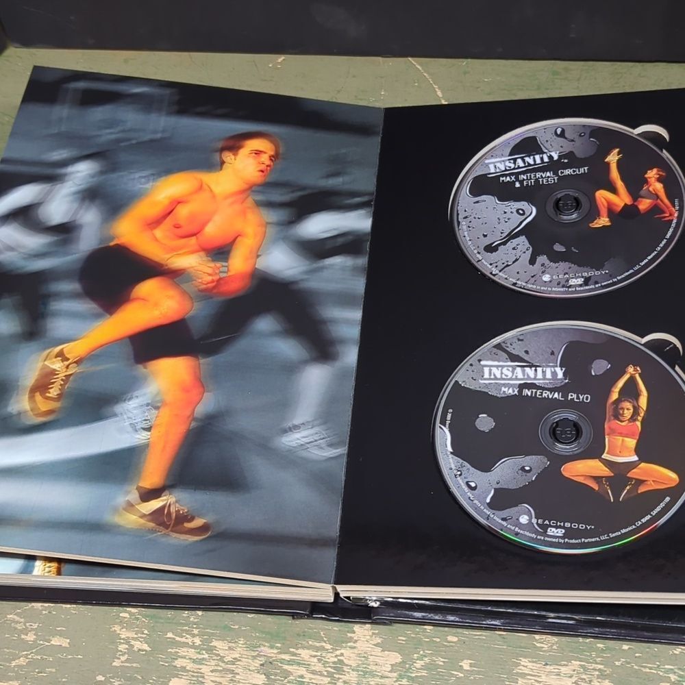 Beachbody Insanity and Hip Hop Abs DVD Collection - Picture 10 of 14